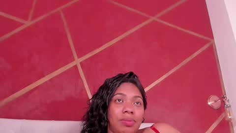 Snapshot of lia_mariana chatting on February 17, 5:14 am lia_mariana online show from February 17, 5:14 am