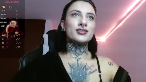 lia spicy   ig online show from January 22, 2:14 pm