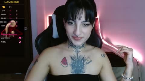 lia spicy   ig online show from December 23, 1:56 pm