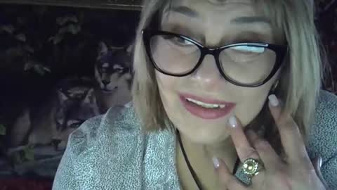 lia_raysss online show from April 23, 8:22 pm