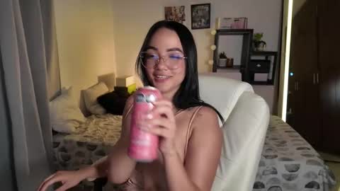 Lia  online show from January 9, 10:47 pm