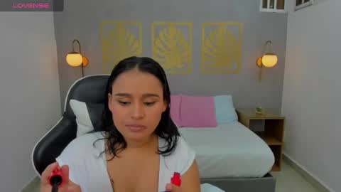 Lia  online show from February 19, 2:23 am