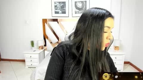 Snapshot of lia_simons chatting on March 5, 2:14 am Alejandra online show from March 5, 2:14 am