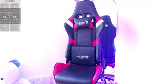 Lia online show from February 6, 9:40 pm