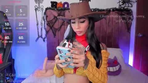 Snapshot of lia_xiomy_ chatting on October 31, 3:52 am Lia online show from October 31, 3:52 am