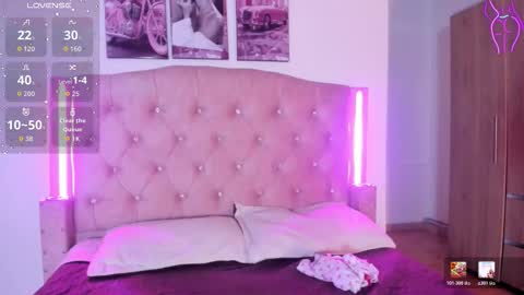 Lia  online show from January 10, 11:15 am