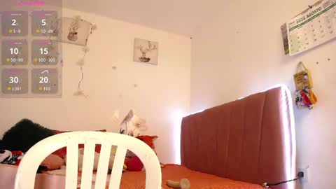liahdiaz_ online show from August 5, 1:06 pm
