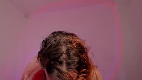 Snapshot of liahilton_ chatting on October 14, 1:46 pm lh6 9c online show from October 14, 1:46 pm