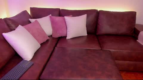 Snapshot of liahjhons chatting on October 16, 2:03 am Liah online show from October 16, 2:03 am