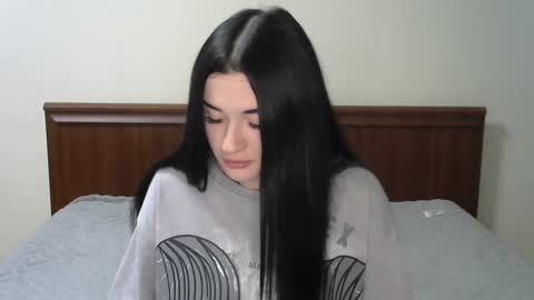 Snapshot of liana_diva chatting on February 25, 7:49 pm liana_diva online show from February 25, 7:49 pm