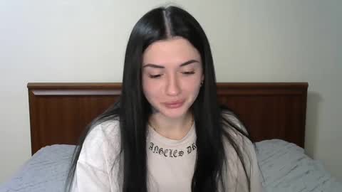 Snapshot of liana_diva chatting on February 13, 7:42 pm liana_diva online show from February 13, 7:42 pm