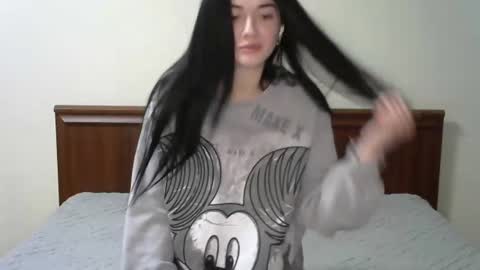Snapshot of liana_diva chatting on February 23, 7:56 pm liana_diva online show from February 23, 7:56 pm