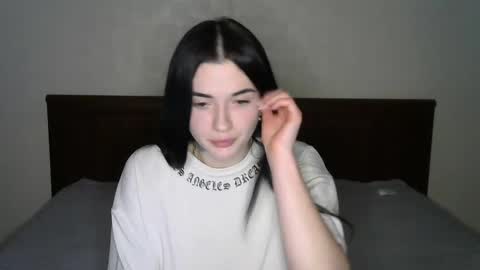 Snapshot of liana_diva chatting on January 17, 10:23 pm liana_diva online show from January 17, 10:23 pm