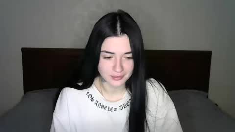 Snapshot of liana_diva chatting on February 8, 10:51 pm liana_diva online show from February 8, 10:51 pm