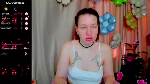 lianawow_ online show from June 22, 3:25 am