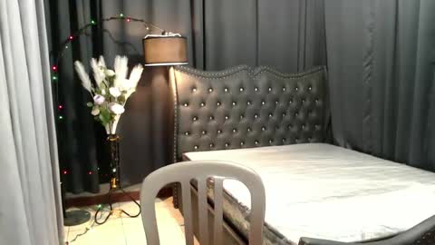 Liane online show from December 23, 11:28 pm