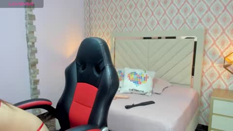LIANE online show from February 6, 12:26 pm