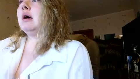 liaorgel online show from March 29, 5:45 pm