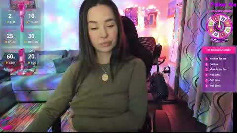 LiaQuinn online show from February 3, 3:39 pm