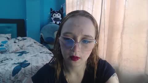 Lia Roberts online show from March 10, 12:06 pm