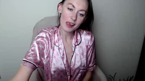 Lia online show from February 22, 2:18 pm