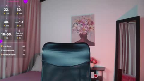 lia online show from January 10, 12:04 pm