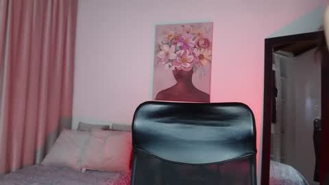 lia online show from January 30, 12:27 pm