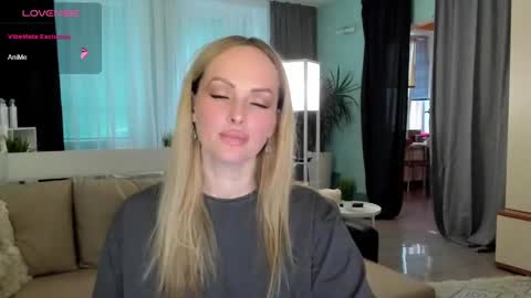Snapshot of libby_nora chatting on December 2, 11:55 am Libby online show from December 2, 11:55 am