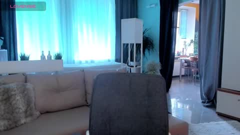 Snapshot of libby_nora chatting on January 26, 10:02 am Libby online show from January 26, 10:02 am