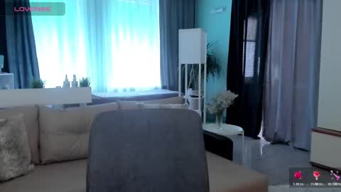 Snapshot of libby_nora chatting on February 12, 8:49 am Libby online show from February 12, 8:49 am