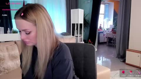 Snapshot of libby_nora chatting on January 3, 11:14 am Libby online show from January 3, 11:14 am