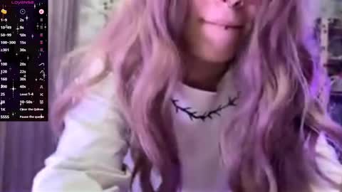 Lola online show from September 30, 7:52 pm