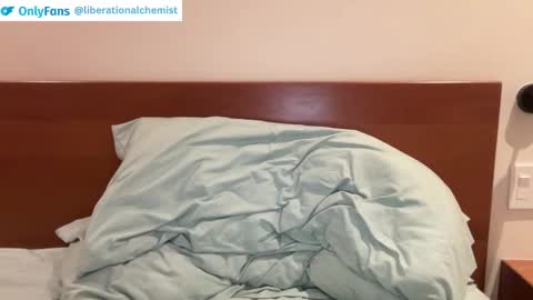 Snapshot of liberationalchemist chatting on December 6, 1:18 am Liberation Alchemist online show from December 6, 1:18 am