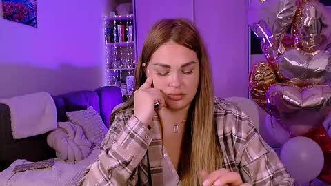 libra_mia online show from October 24, 12:12 pm