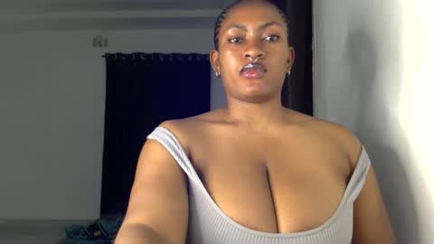 Snapshot of lick_my_pussyyy226651 chatting on October 14, 10:45 pm caira online show from October 14, 10:45 pm