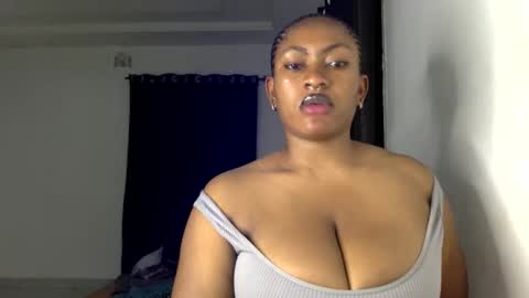 Snapshot of lick_my_pussyyy226651 chatting on October 15, 11:07 pm caira online show from October 15, 11:07 pm