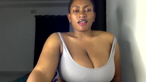 Snapshot of lick_my_pussyyy226651 chatting on October 10, 10:47 pm caira online show from October 10, 10:47 pm