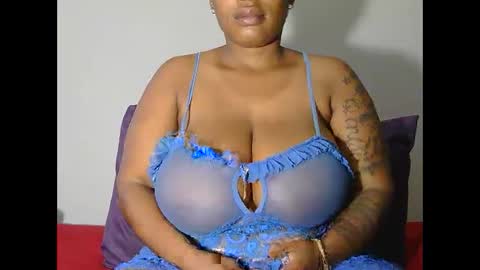 Snapshot of lickabletash98 chatting on February 25, 6:25 am lickabletash98 online show from February 25, 6:25 am