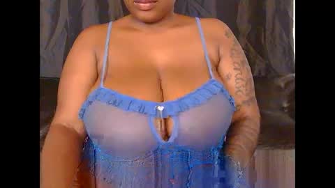 Snapshot of lickabletash98 chatting on December 15, 7:24 am lickabletash98 online show from December 15, 7:24 am