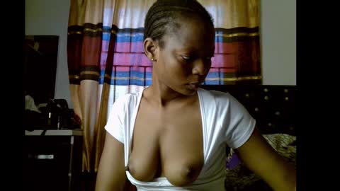 Snapshot of lickmefuckmex chatting on October 21, 8:07 am lickmefuckmex online show from October 21, 8:07 am