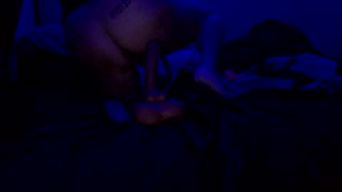 lickmeplz777 online show from April 14, 8:03 am