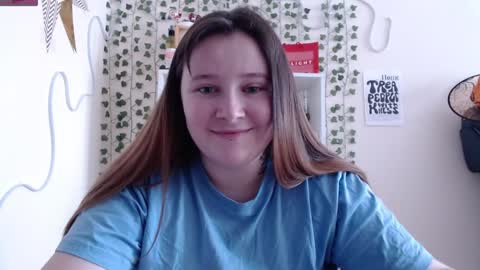 Snapshot of light_lunaa chatting on January 19, 5:26 am light_lunaa online show from January 19, 5:26 am