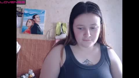 Snapshot of light_lunaa chatting on December 9, 7:06 am light_lunaa online show from December 9, 7:06 am