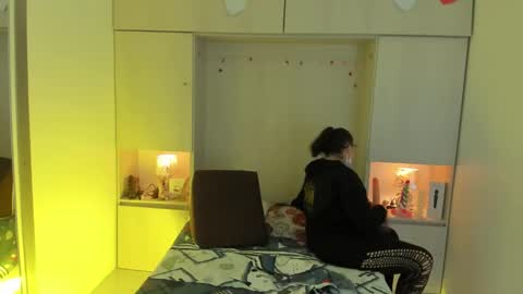 Snapshot of liiavega chatting on October 24, 11:39 am         online show from October 24, 11:39 am