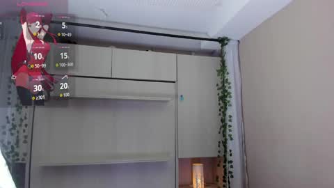         online show from April 9, 11:37 am