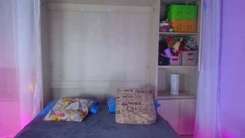 Snapshot of liiavega chatting on September 24, 11:42 am         online show from September 24, 11:42 am