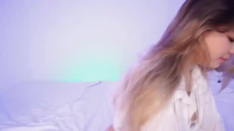 liimeee online show from October 18, 5:10 am