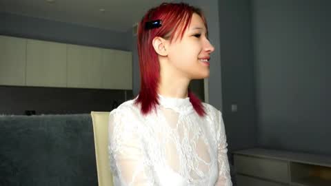 Snapshot of likalens chatting on October 18, 4:32 pm Emi online show from October 18, 4:32 pm