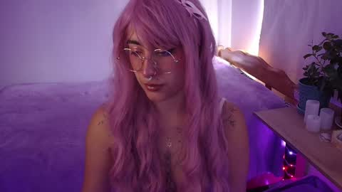 im MIA  -- MY OF is catsito3 online show from January 9, 4:17 pm