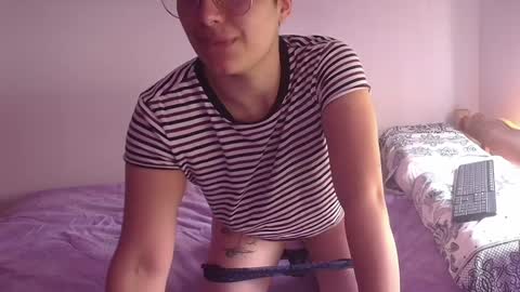 im MIA  -- MY OF is catsito3 online show from December 20, 6:35 pm